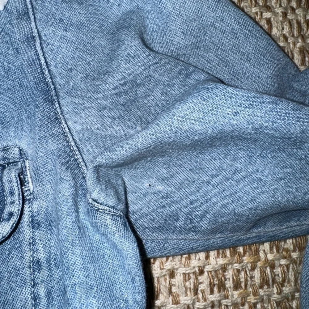 Ann Taylor Loft Vintage Denim Button Down Top Crochet Accents Country Festival S - Picture 3 of 8
